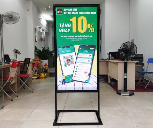 Thiết Kế Standee Sắt Và Mô Hình